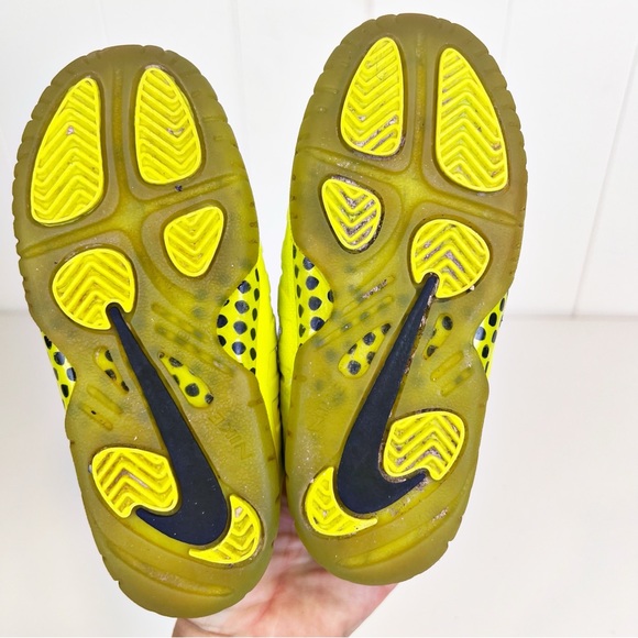 Nike Little Posite Pro Volt Lime Green/Yellow Neon Foamposite Size 9C - Picture 5 of 10